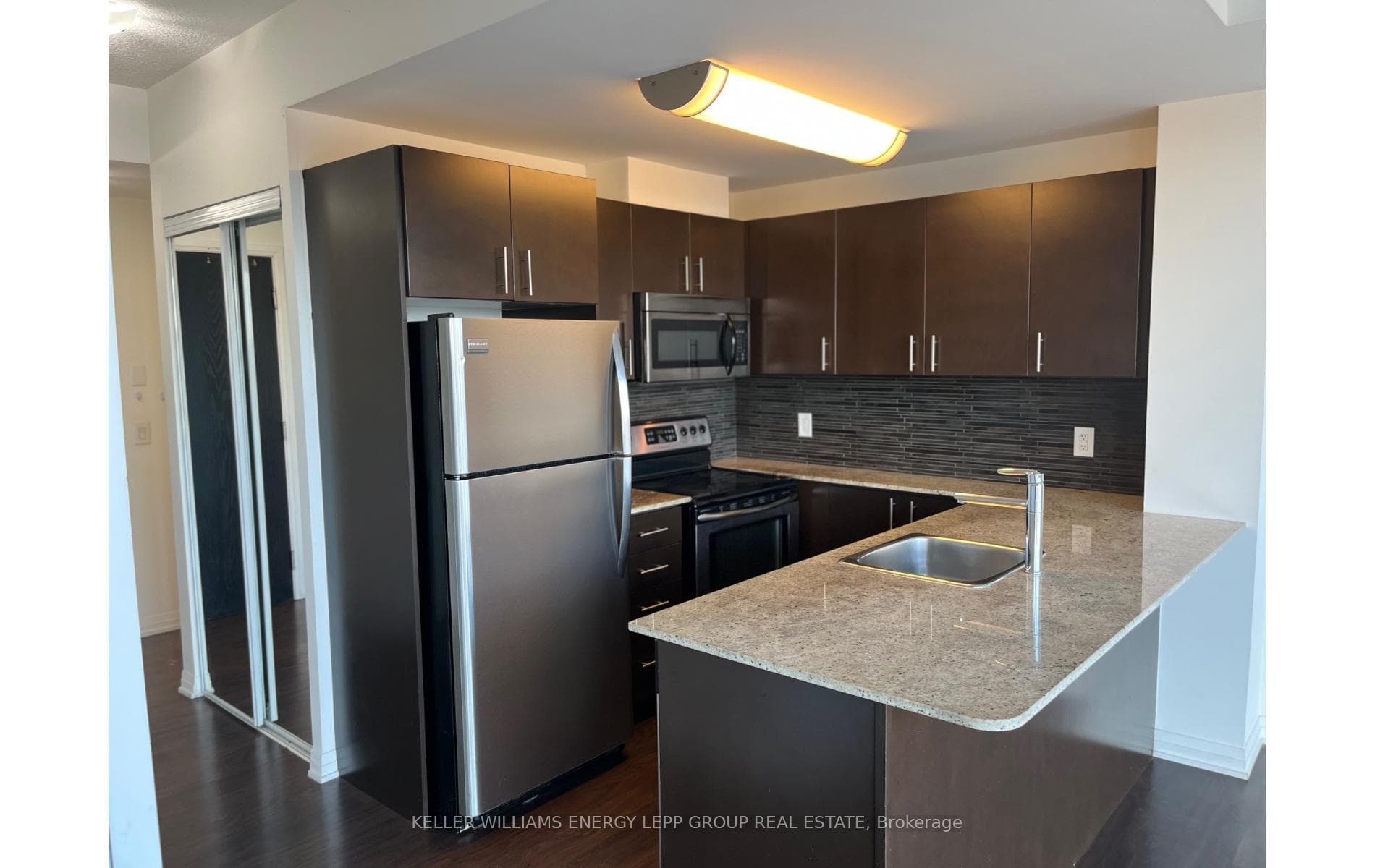25 Cole Street Unit 1602 photo 5