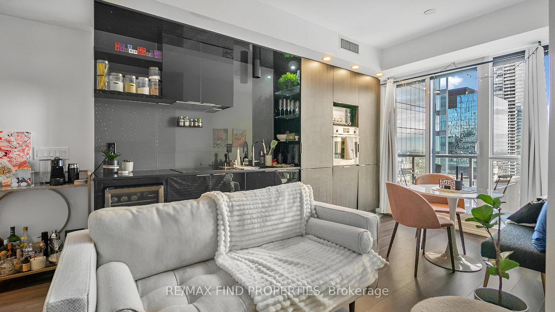 70 Temperance Street Unit 3814 photo 13