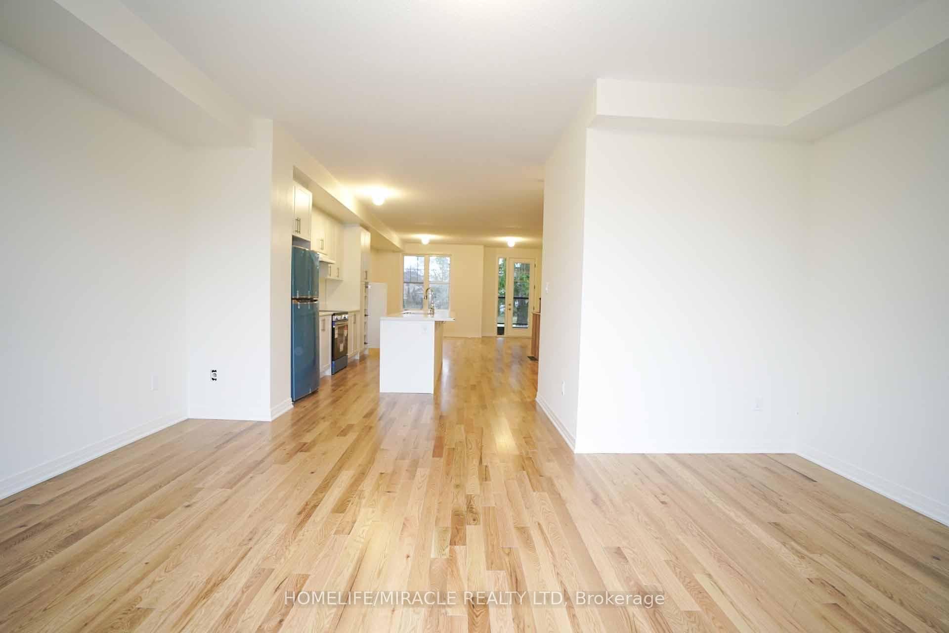 1561 Green Road photo 19