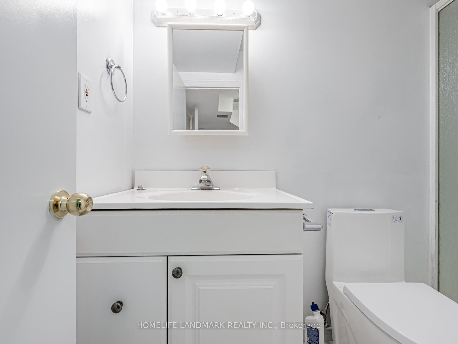 36 Greenbelt Crescent photo 29