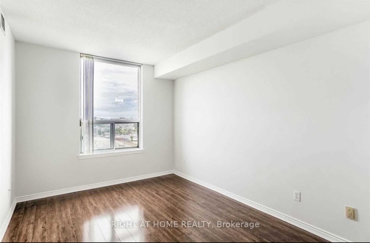 135 Hillcrest Avenue Unit 1101 photo 15