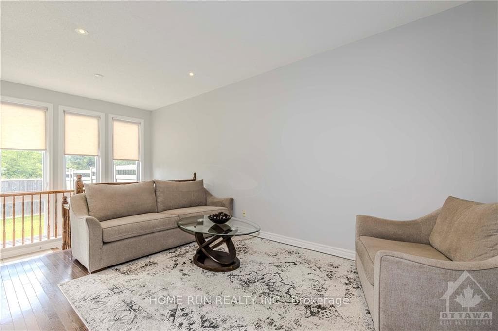 255 VIA SAN MARINO Street photo 6