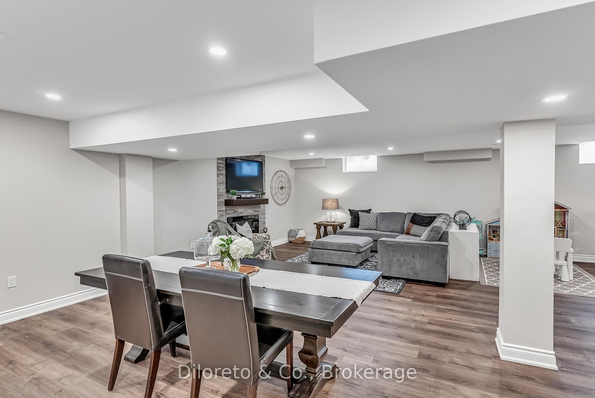 28 Michelangelo Lane photo 40
