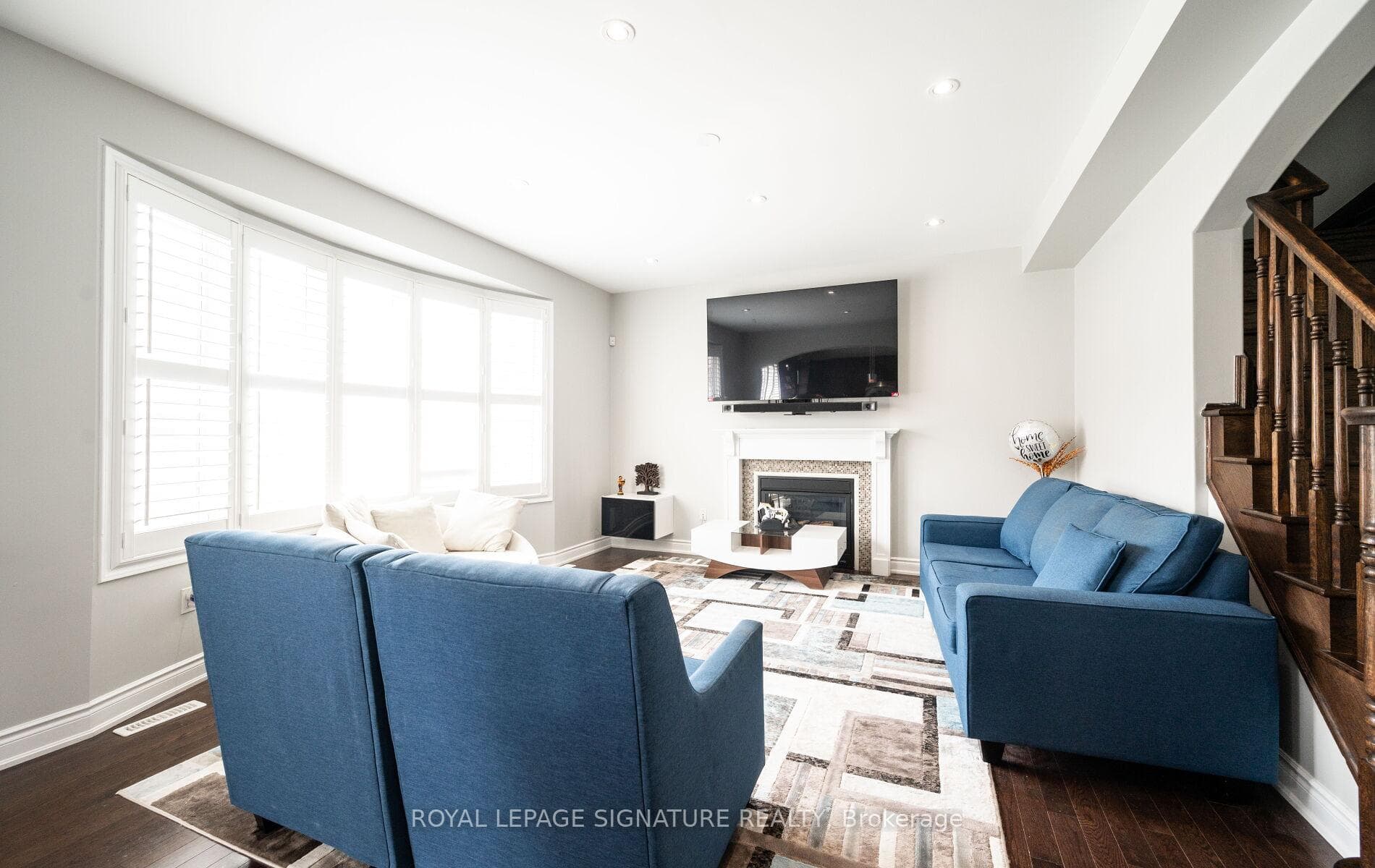 1071 Syndenham Lane photo 9