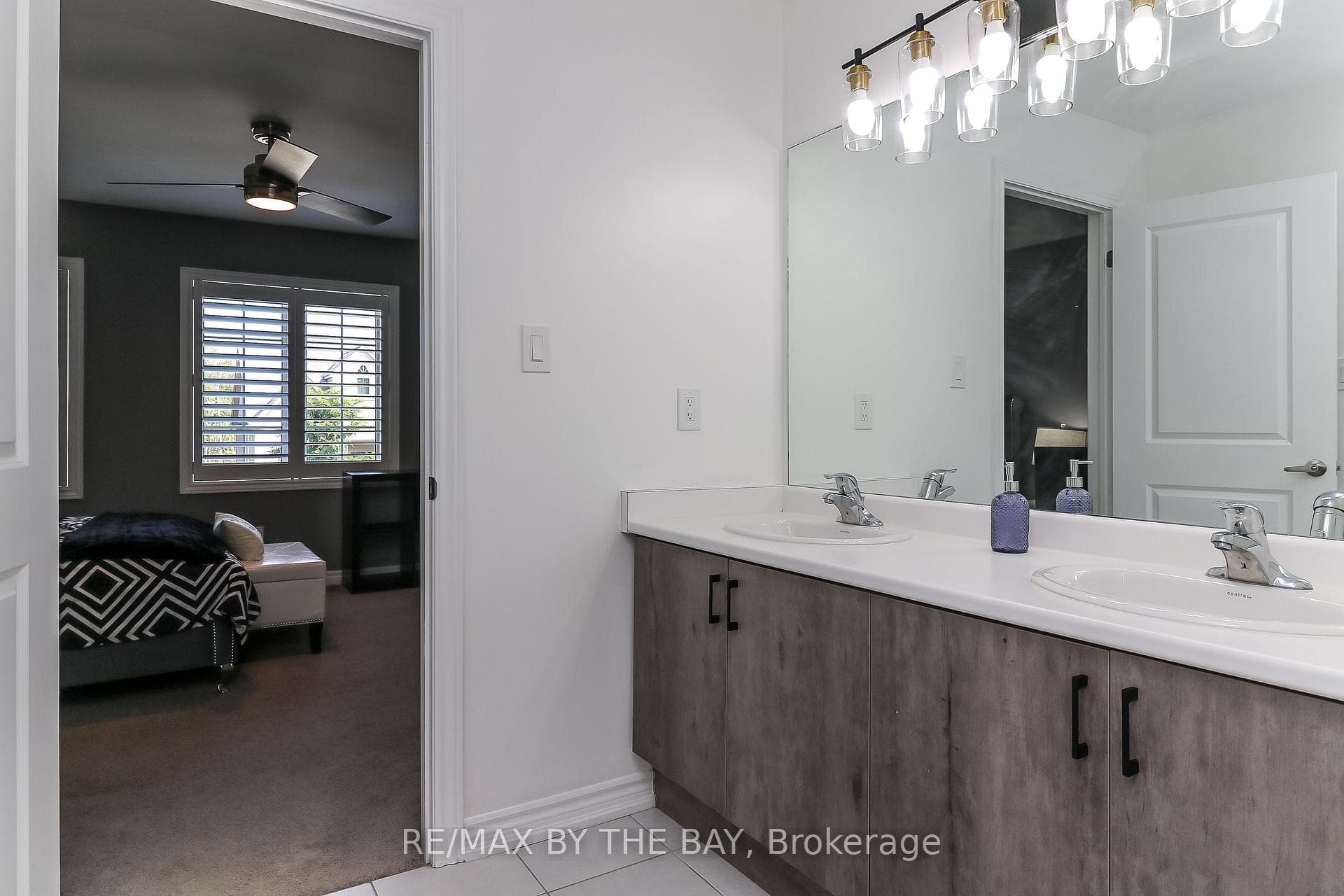 118 Allegra Drive photo 34
