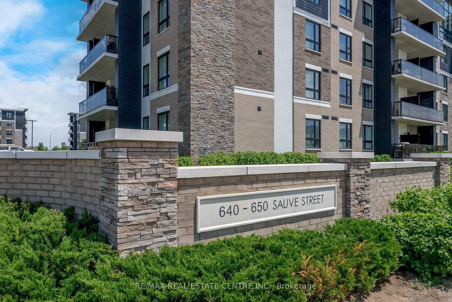 650 Sauve Street Unit 408 photo 3