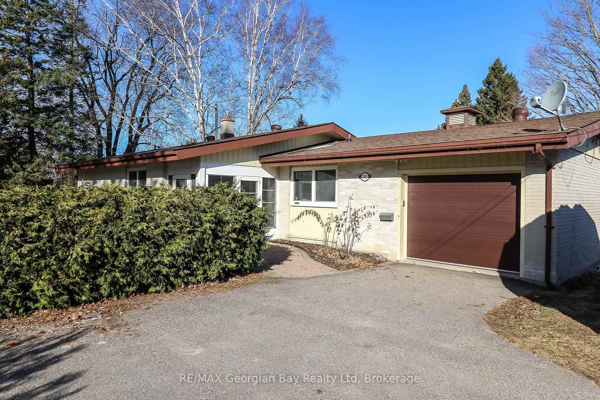 510 Irwin Street photo 1