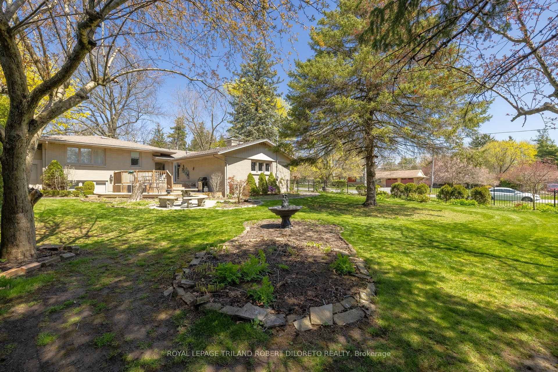 509 Fanshawe Park Road photo 25