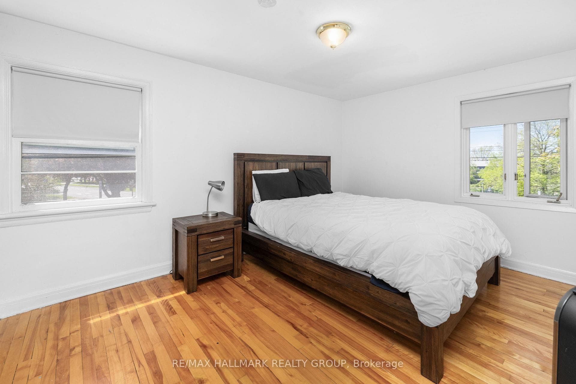 824 Byron Avenue photo 28