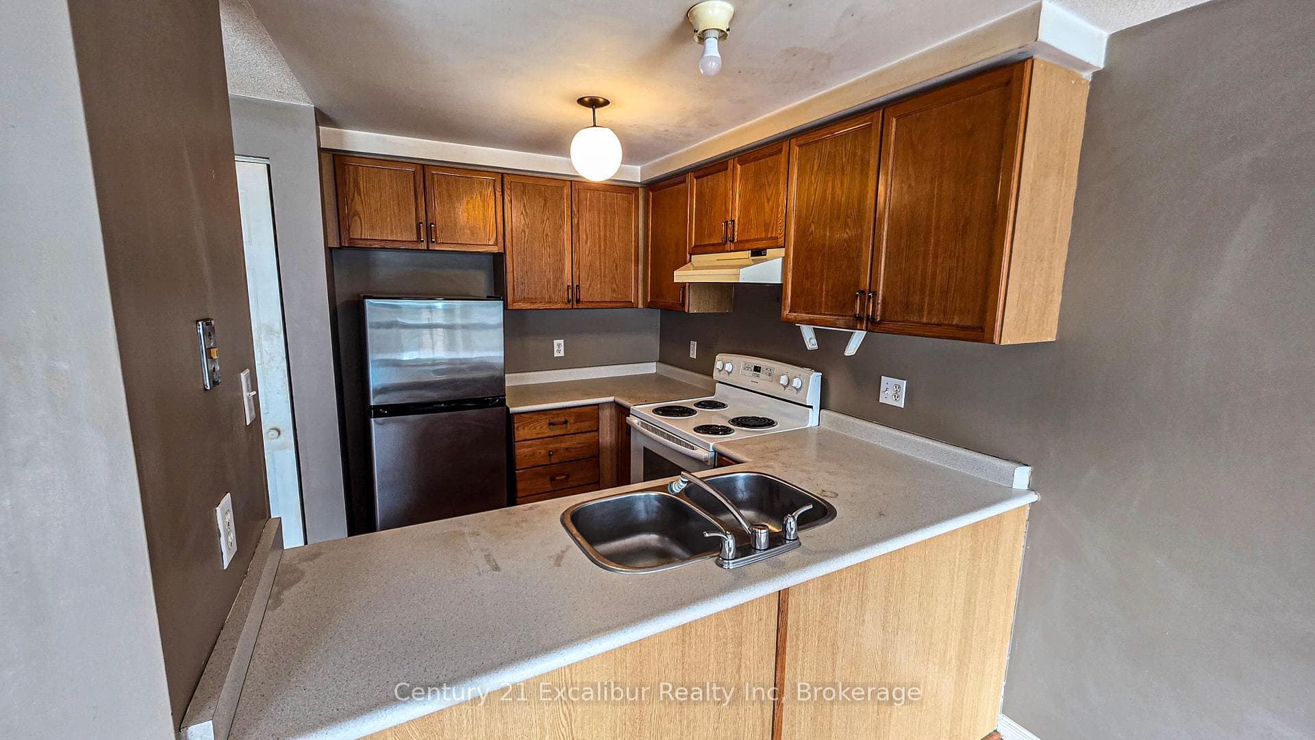 419 Flannery Drive photo 5