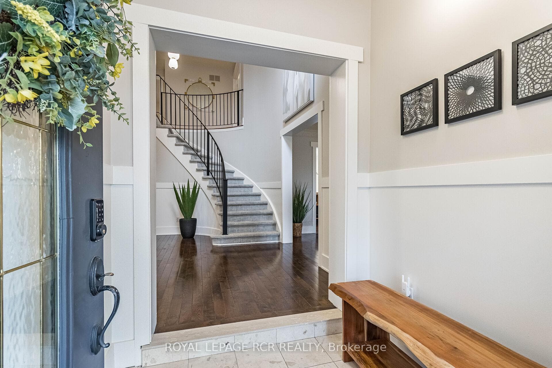 20 Kingsgate Place photo 3