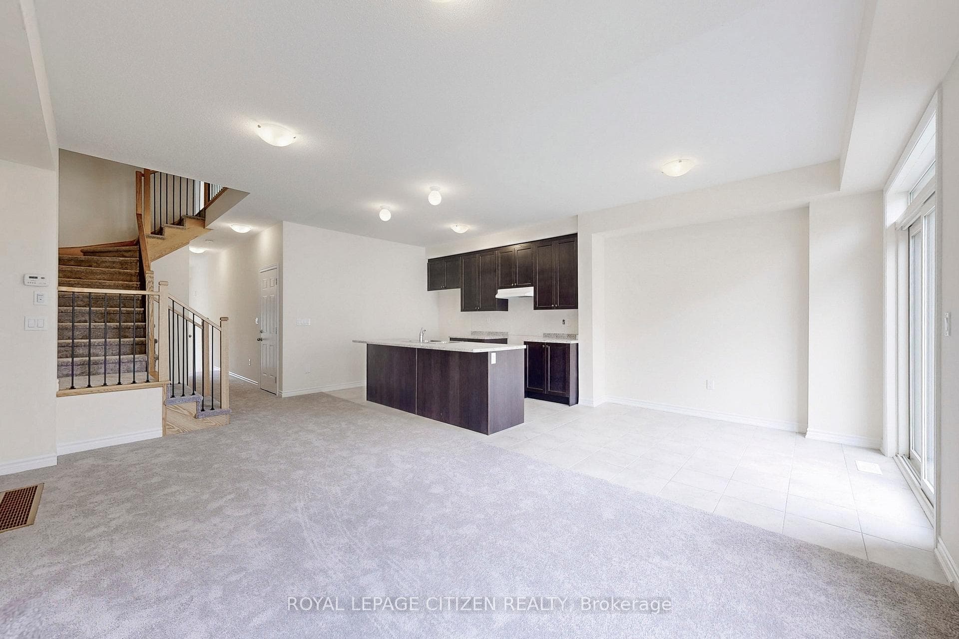 45 Raines Road photo 8
