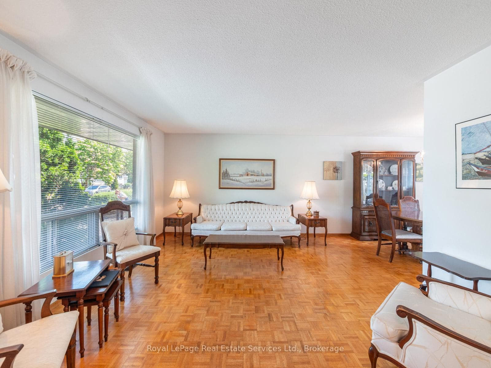 1 Mosswood Lane photo 7