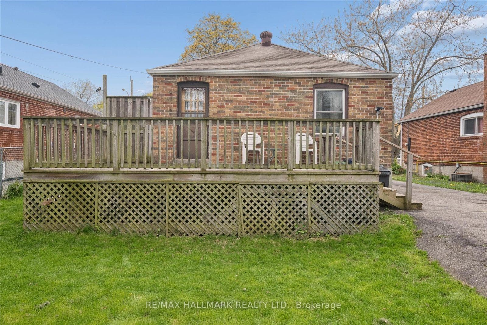51 Bertha Avenue photo 35