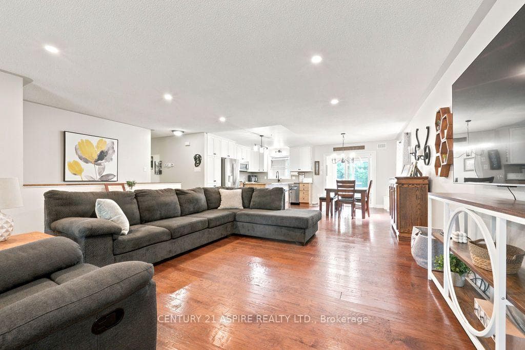 48 Plum Tree Lane photo 21