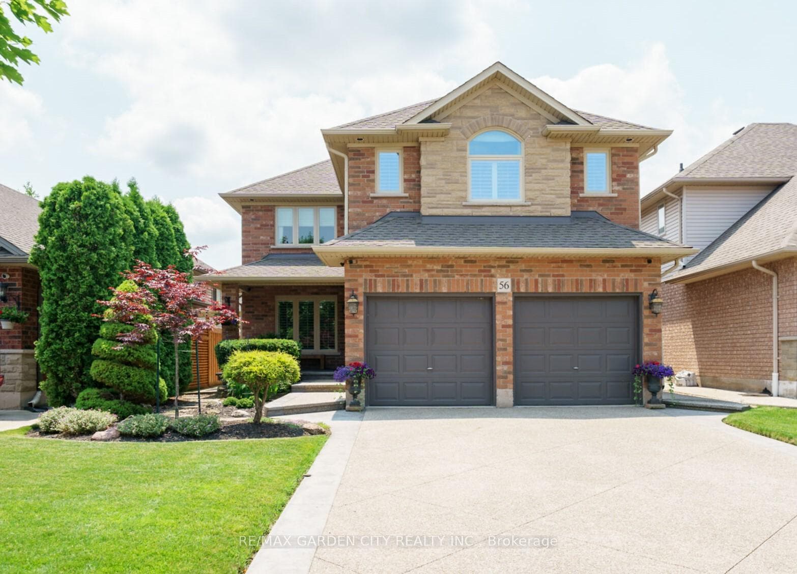 56 Sonoma Lane photo 2
