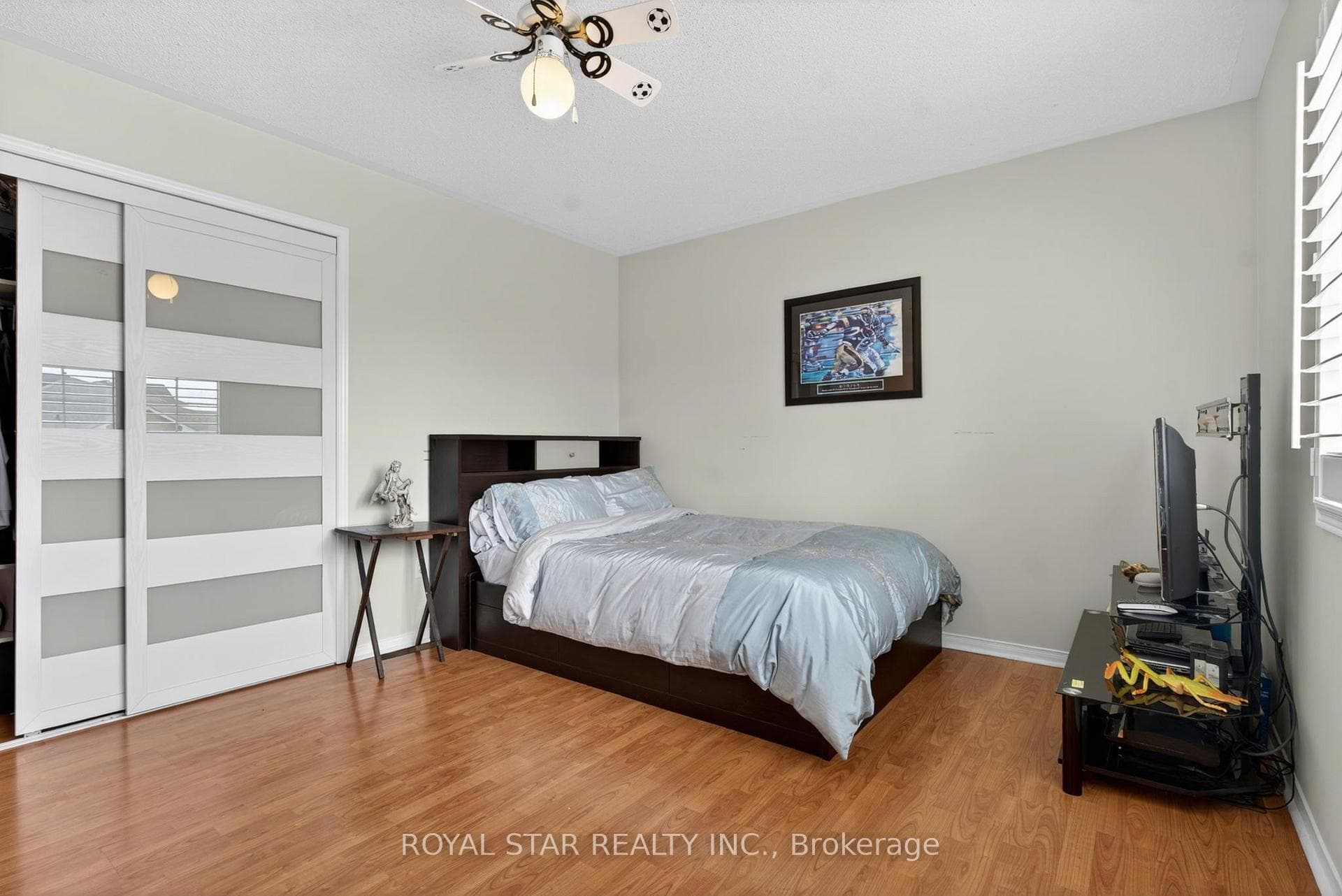 3841 Edgecliffe Run photo 27