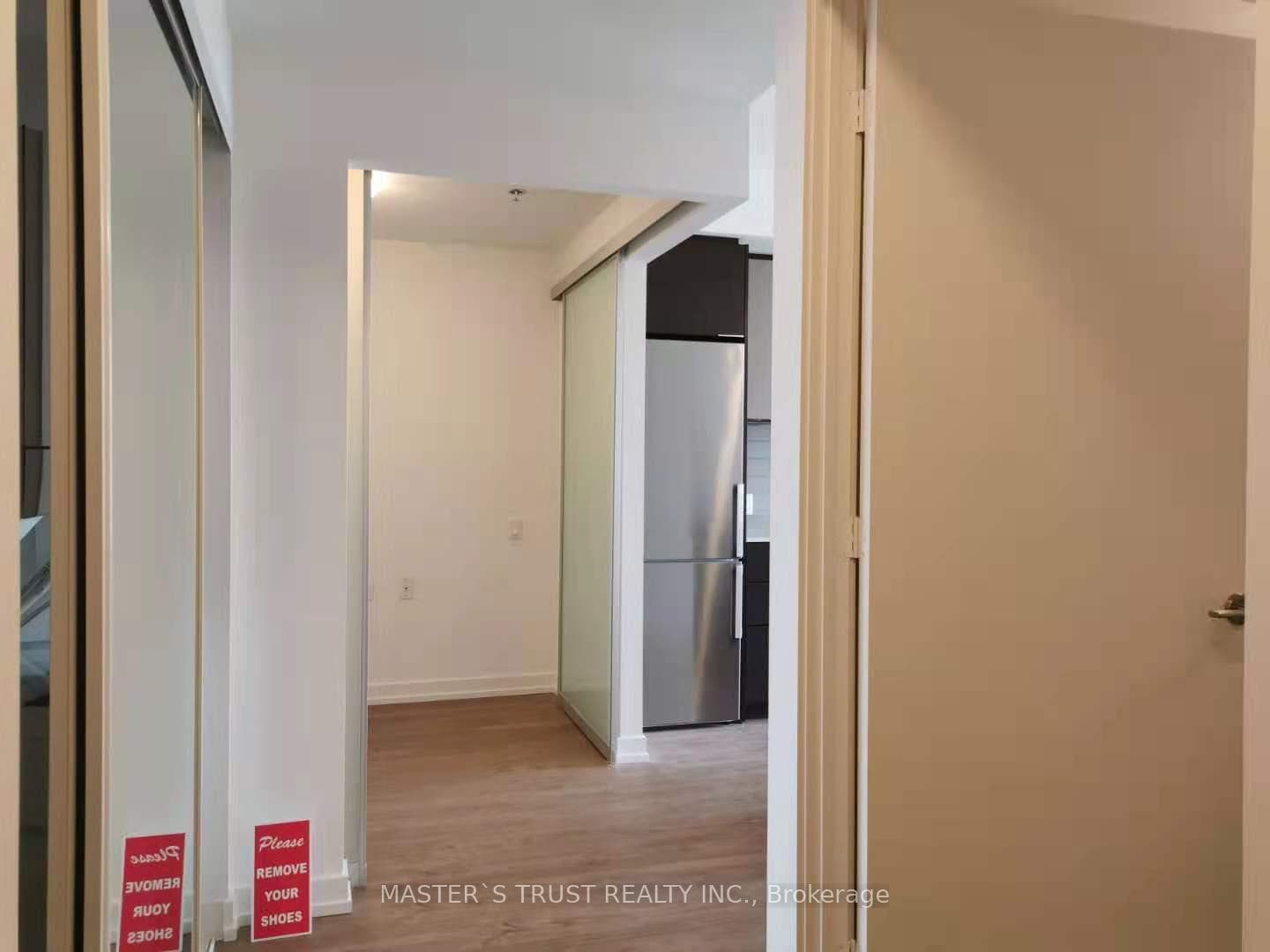 203 College Street Unit 1601 photo 3