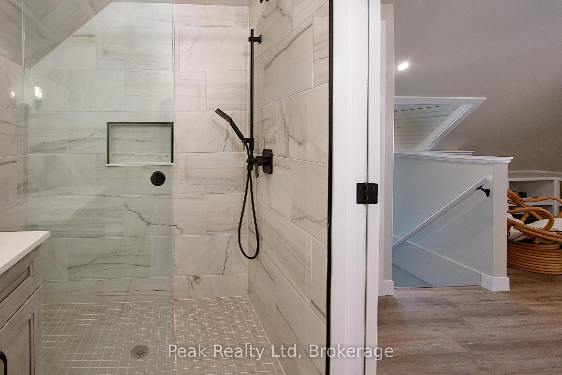 3rd floor Primary Walk-in shower