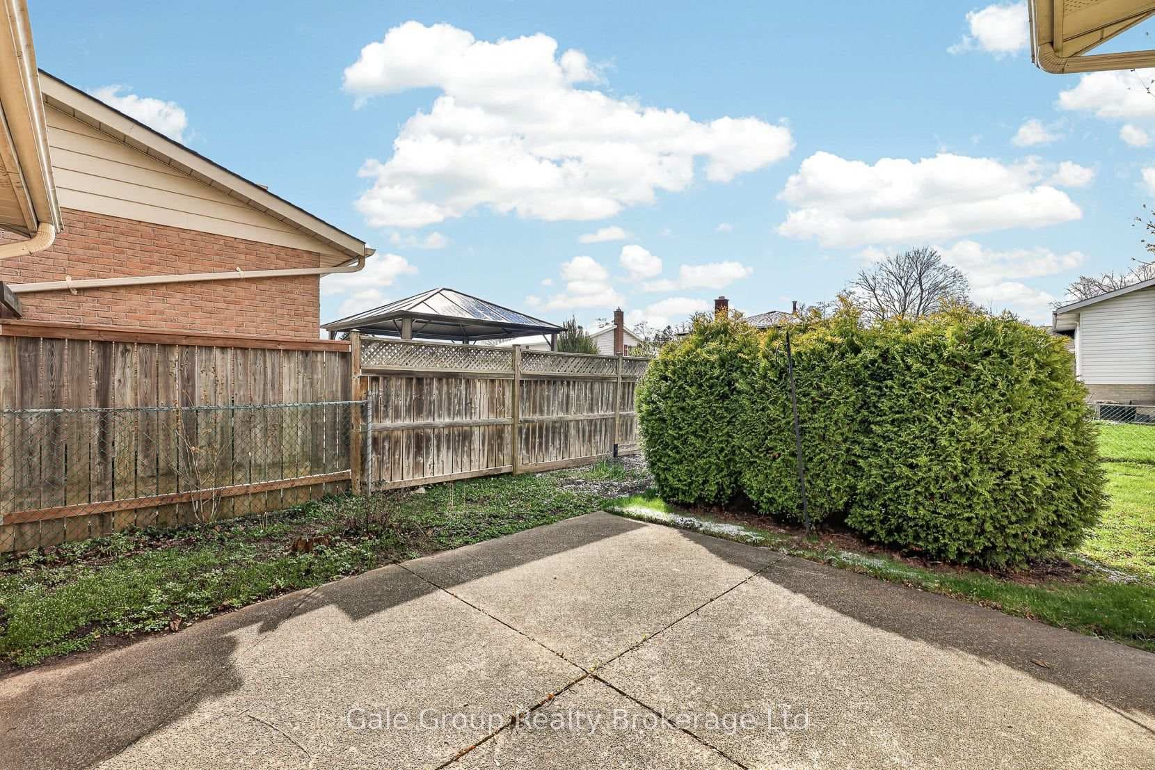 111 Chippewa Avenue photo 40