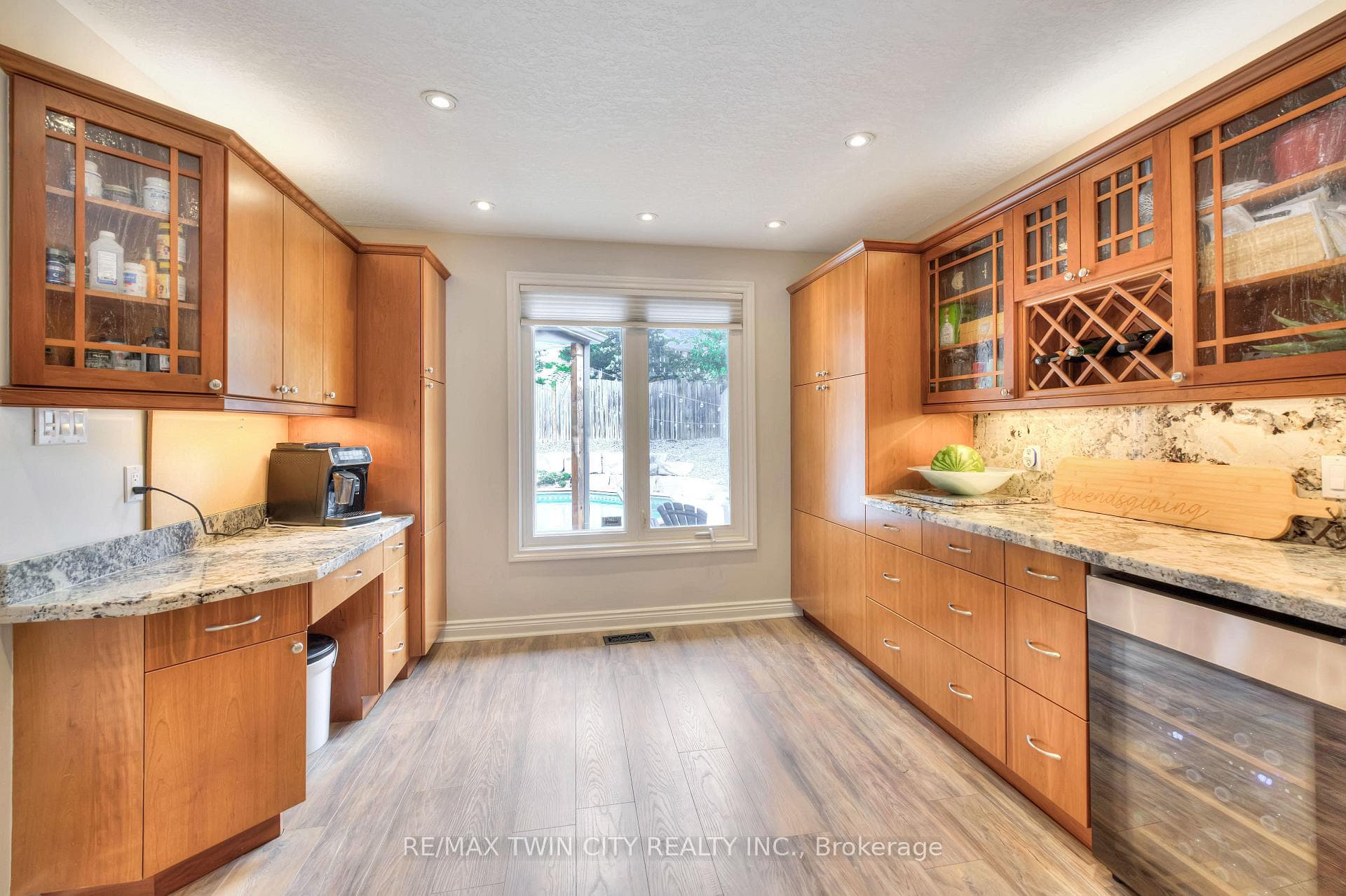 42 Maxwell Drive photo 11