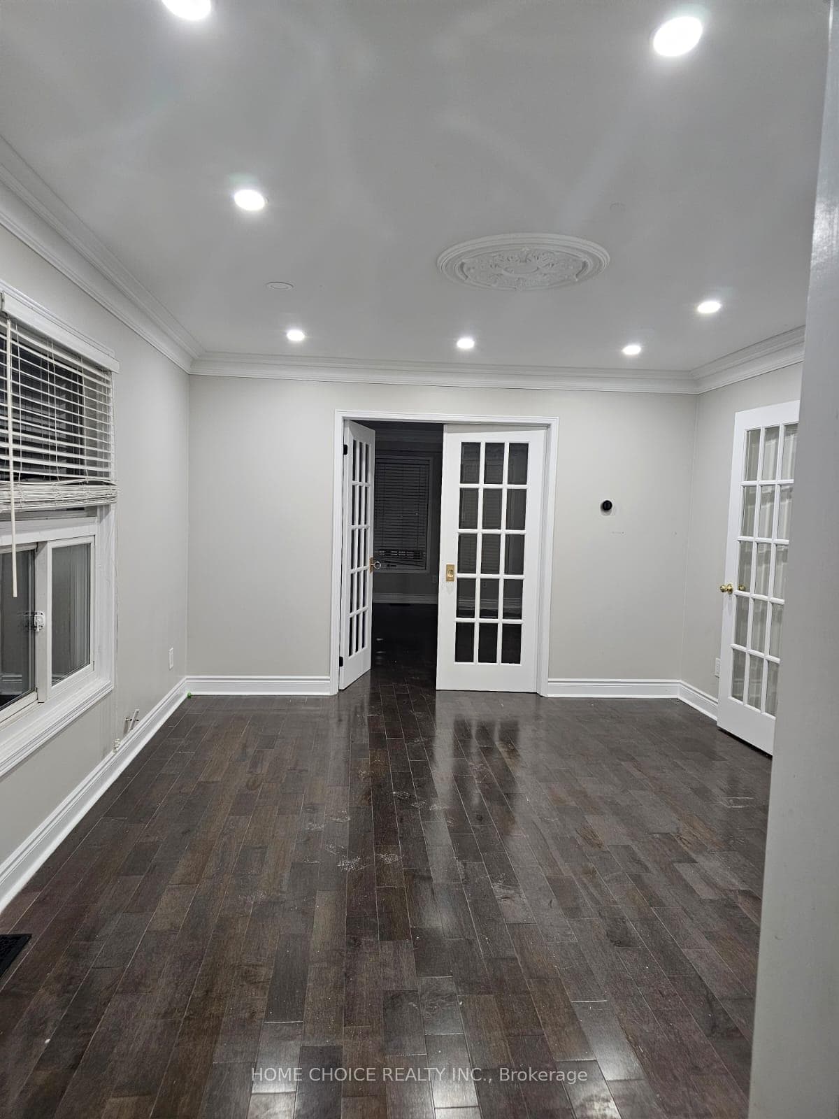 45 Livingston Drive photo 8