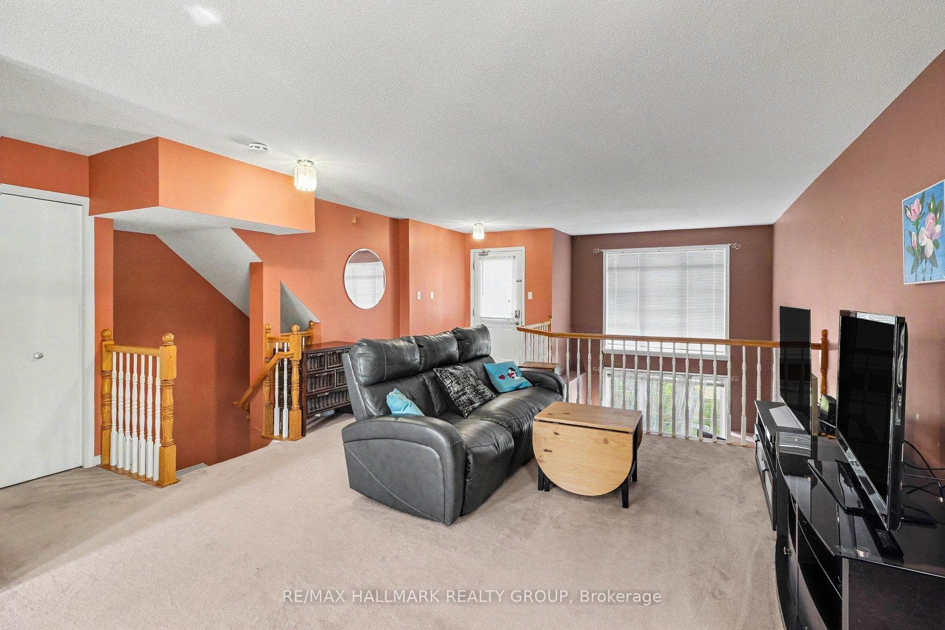 4429 Harper Avenue photo 6