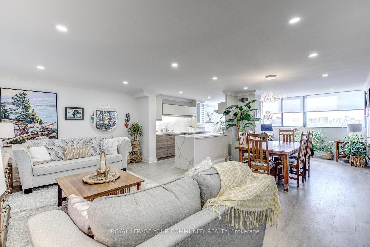 133 Torresdale Avenue Unit 908 photo 1