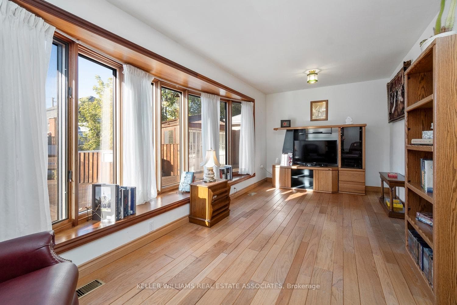 118 Wakefield Road photo 19