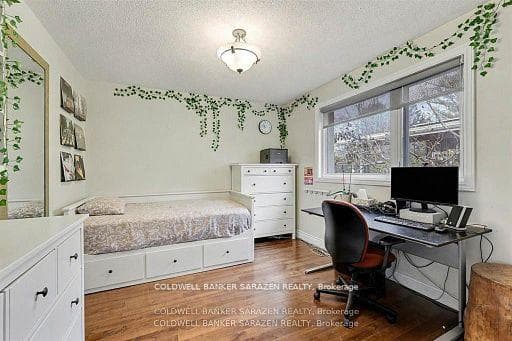 868 Duberry Street photo 12