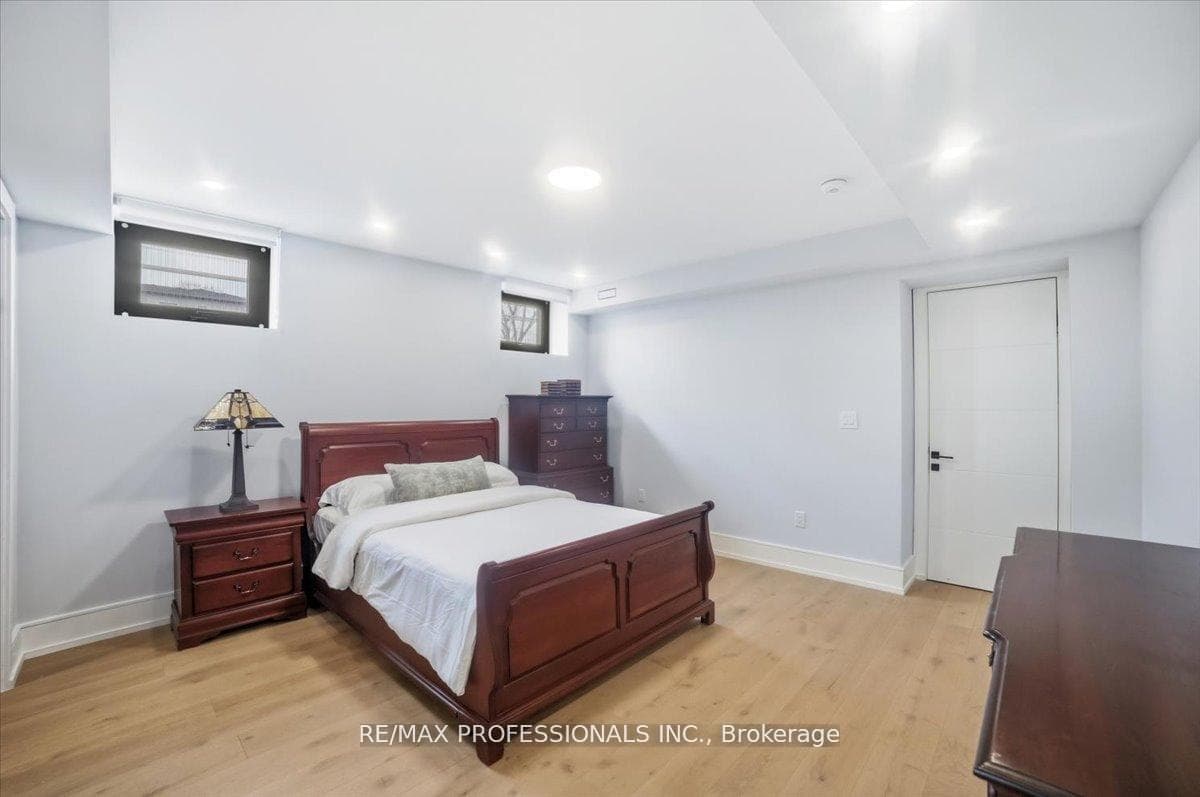 2206 UTLEY Road photo 41