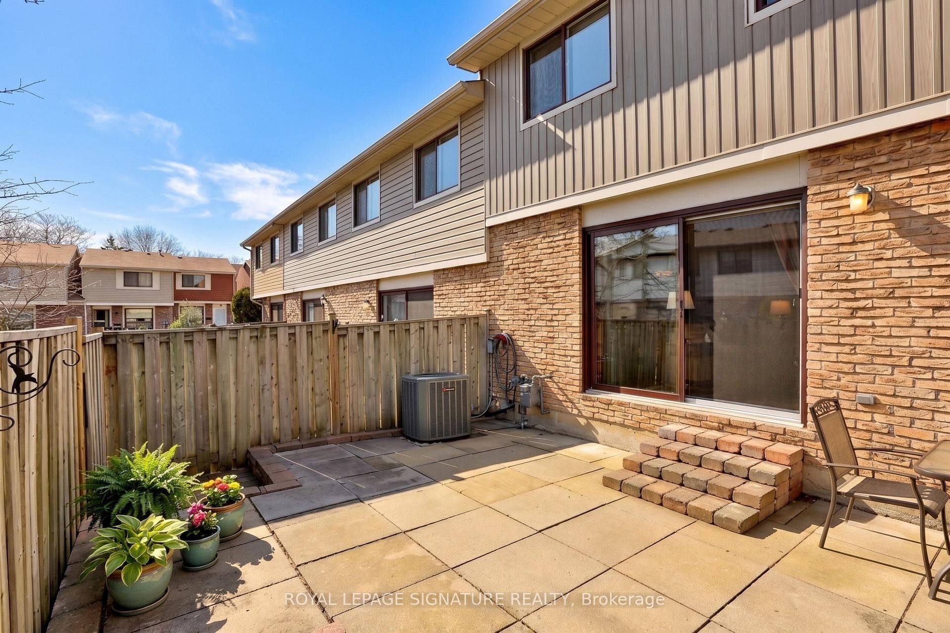 98 Falconer Drive Unit 41 photo 14