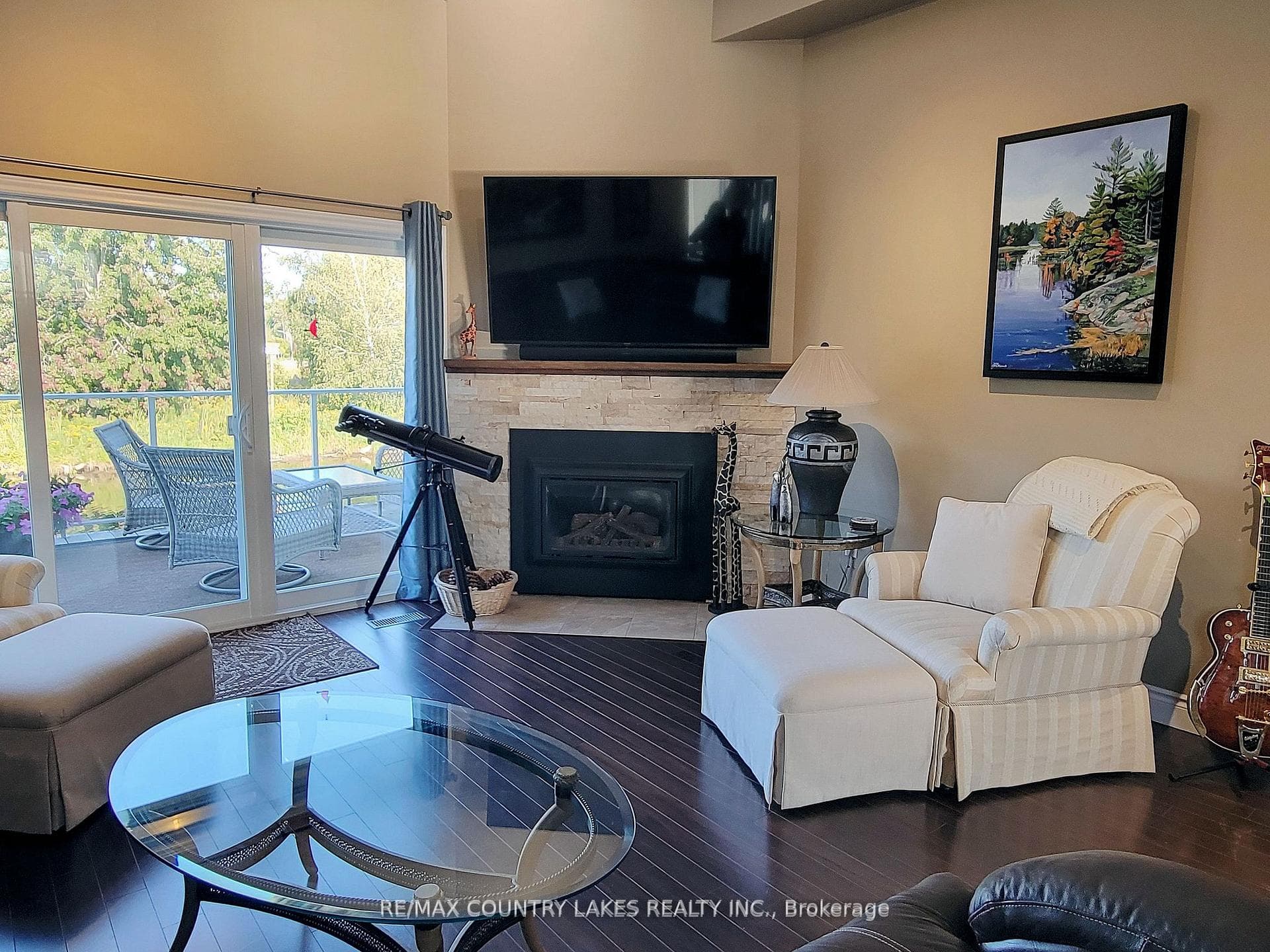 4 Paradise Boulevard Unit 11 photo 12