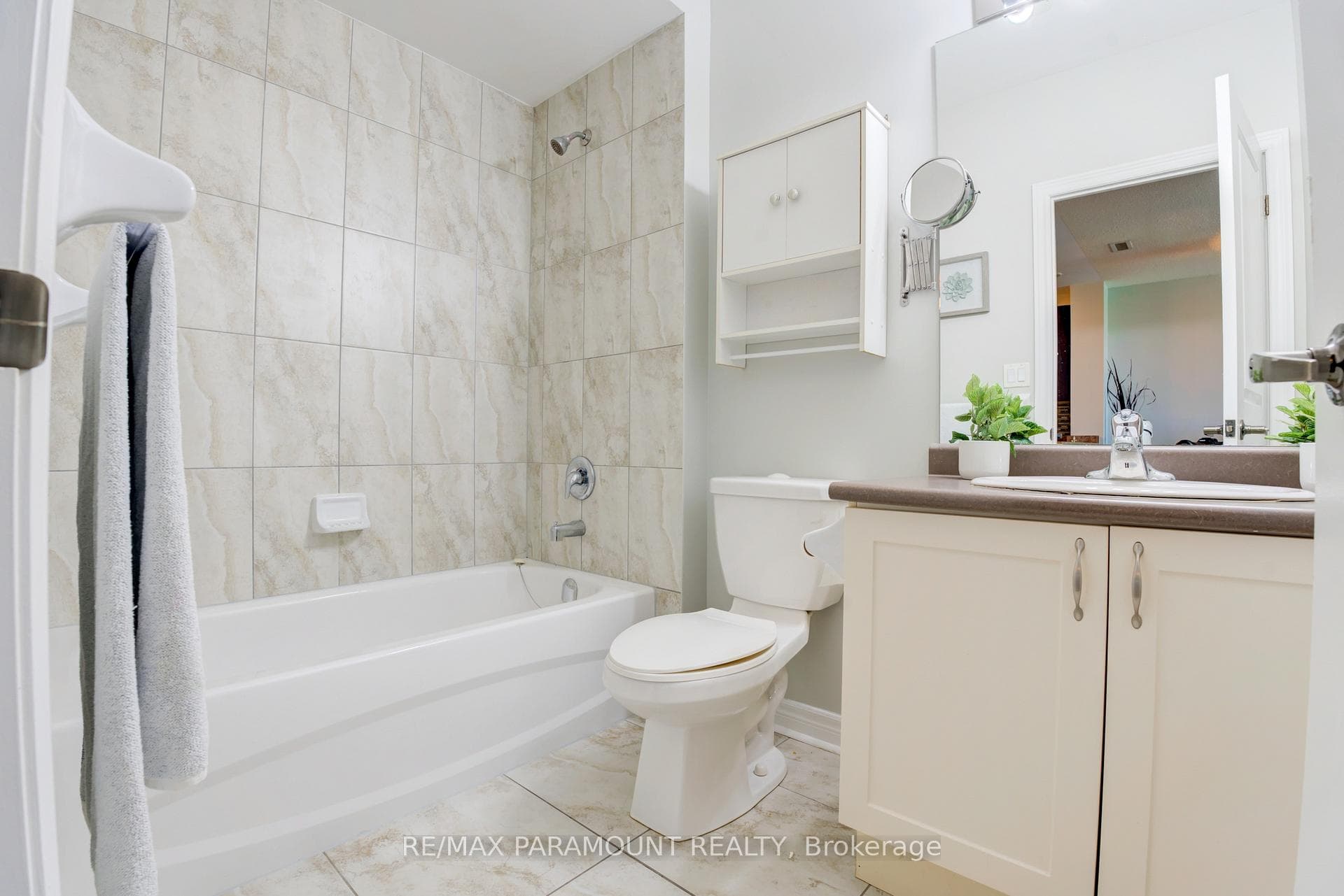 7400 Markham Road Unit 318 photo 10