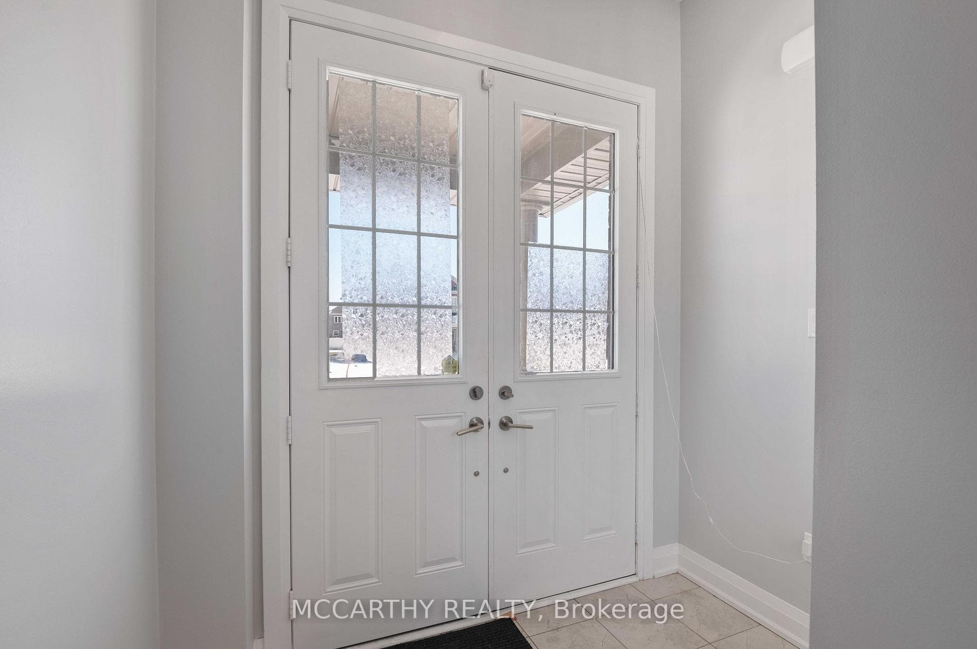 310 Van Dusen Avenue photo 5