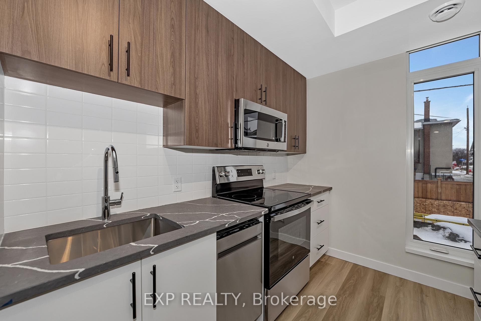 211 Armstrong Street Unit 102 photo 13