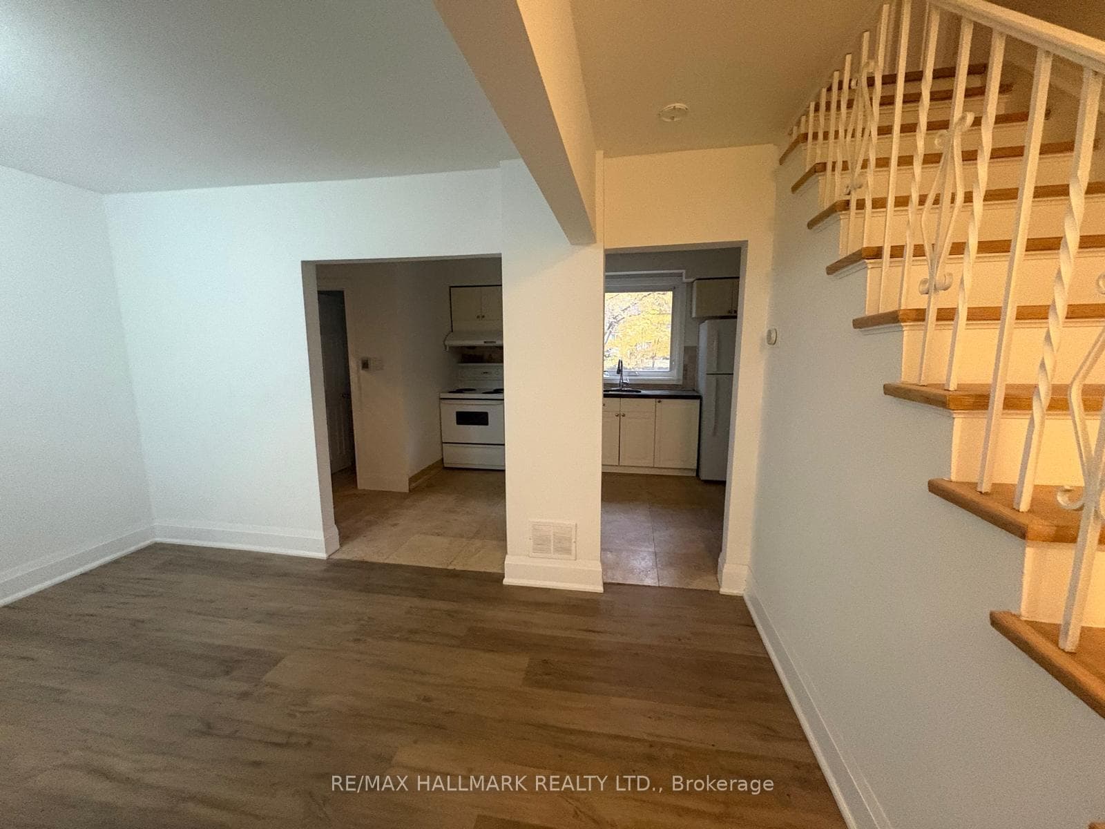 18 Woodward Avenue photo 12