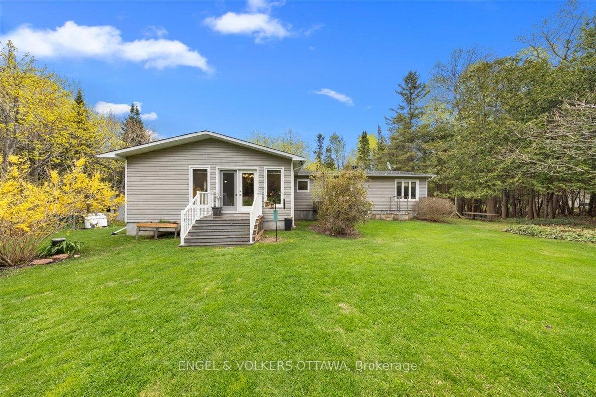 4841 Torbolton Ridge photo 37