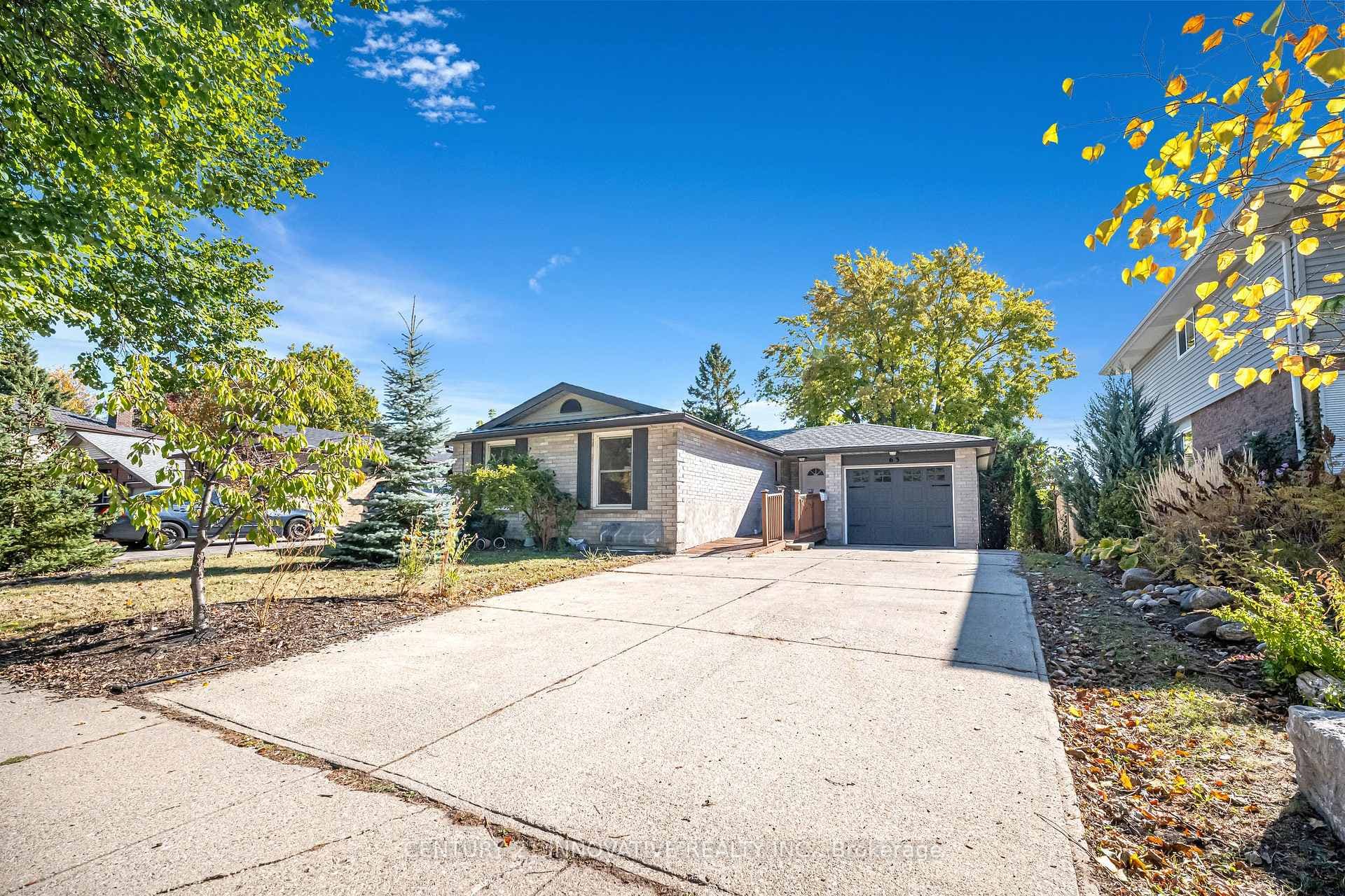 63 Wheatfield Crescent photo 2