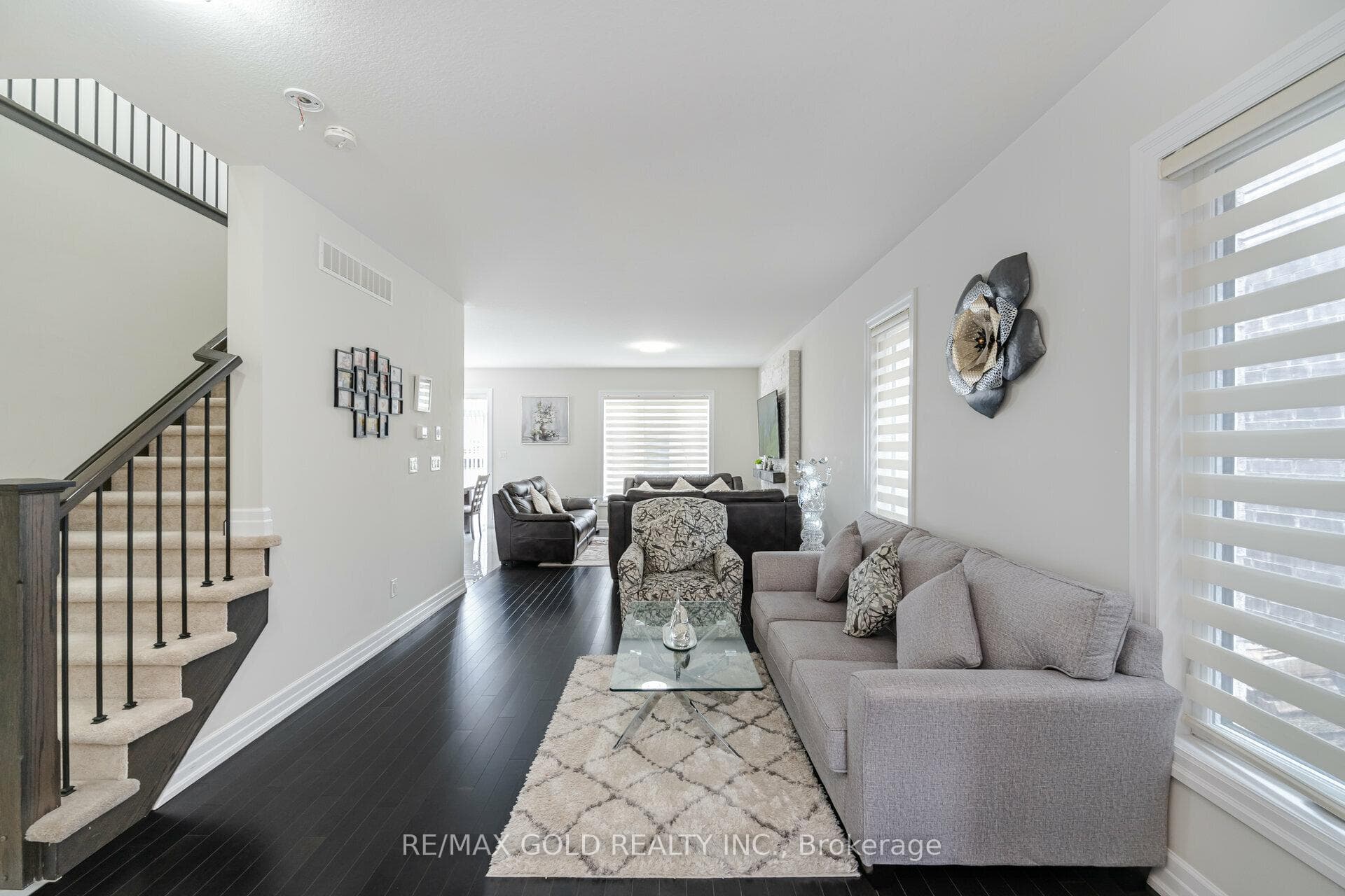 245 Sedgewood Street photo 4