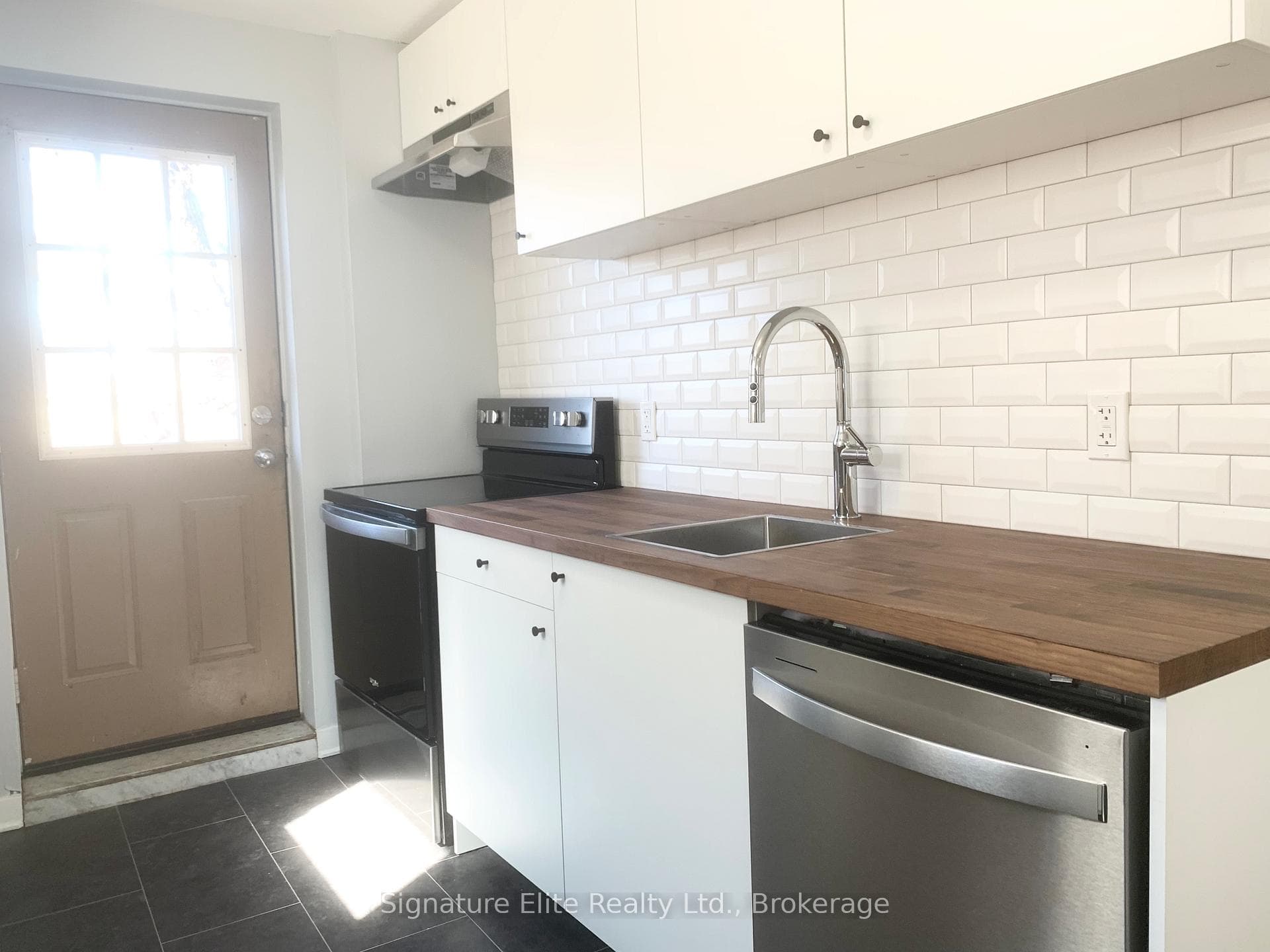 193 Wentworth Street Unit 2 photo 14