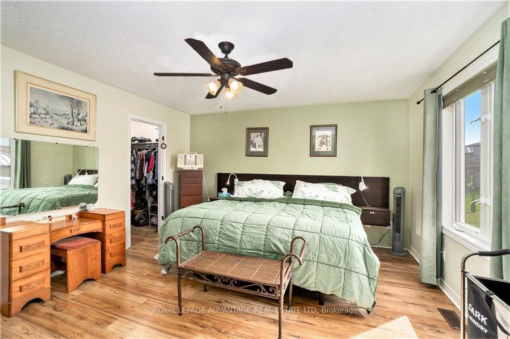 49 LEE Avenue photo 15