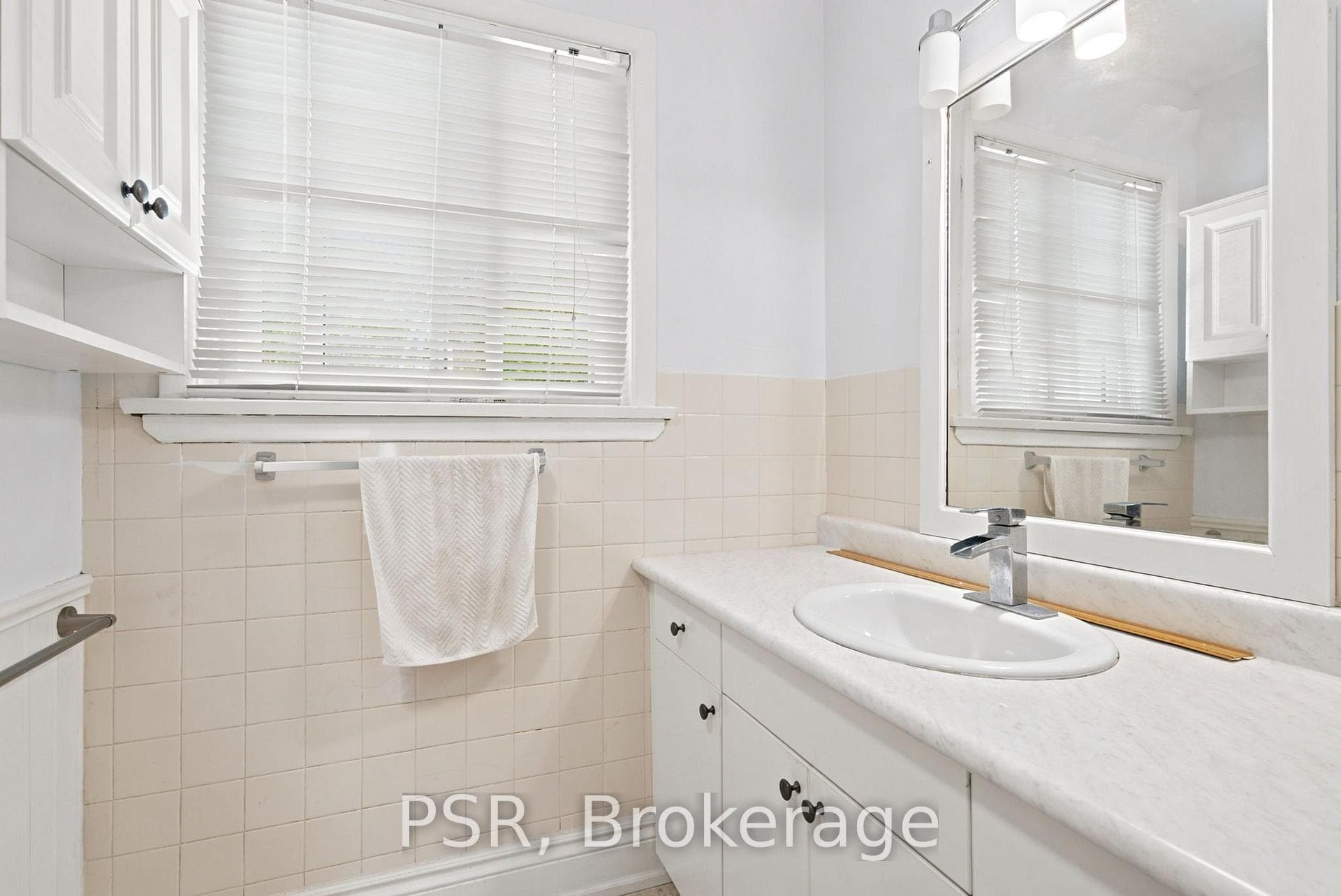 531 Rodd Avenue Unit Upper photo 24