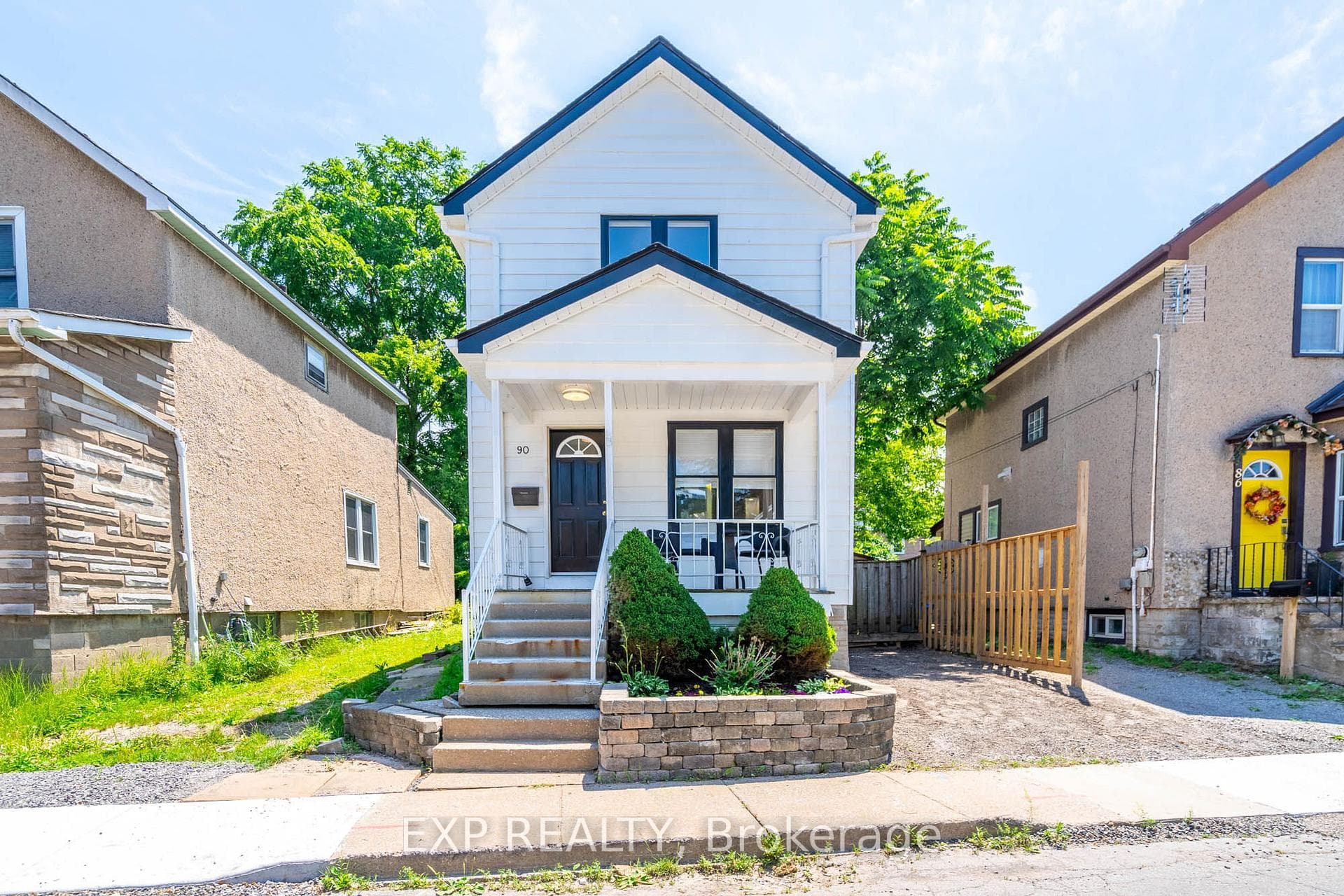 90 Margery Road photo 2