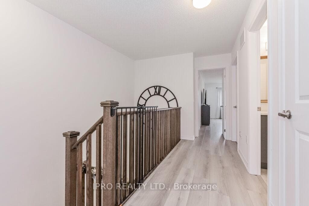 70 Edminston Drive photo 26