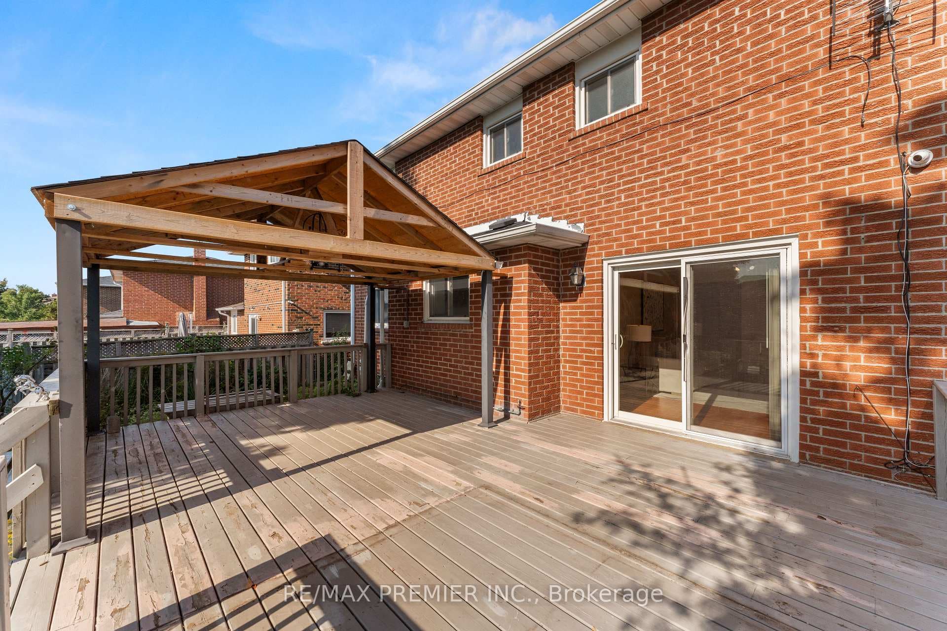 96 Reynier Drive photo 37