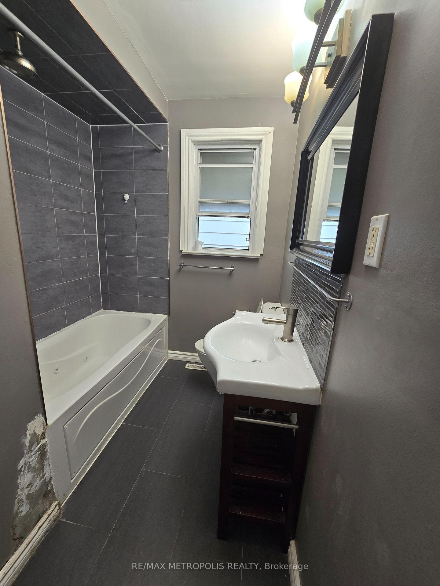 80 Glen Watford Drive photo 30