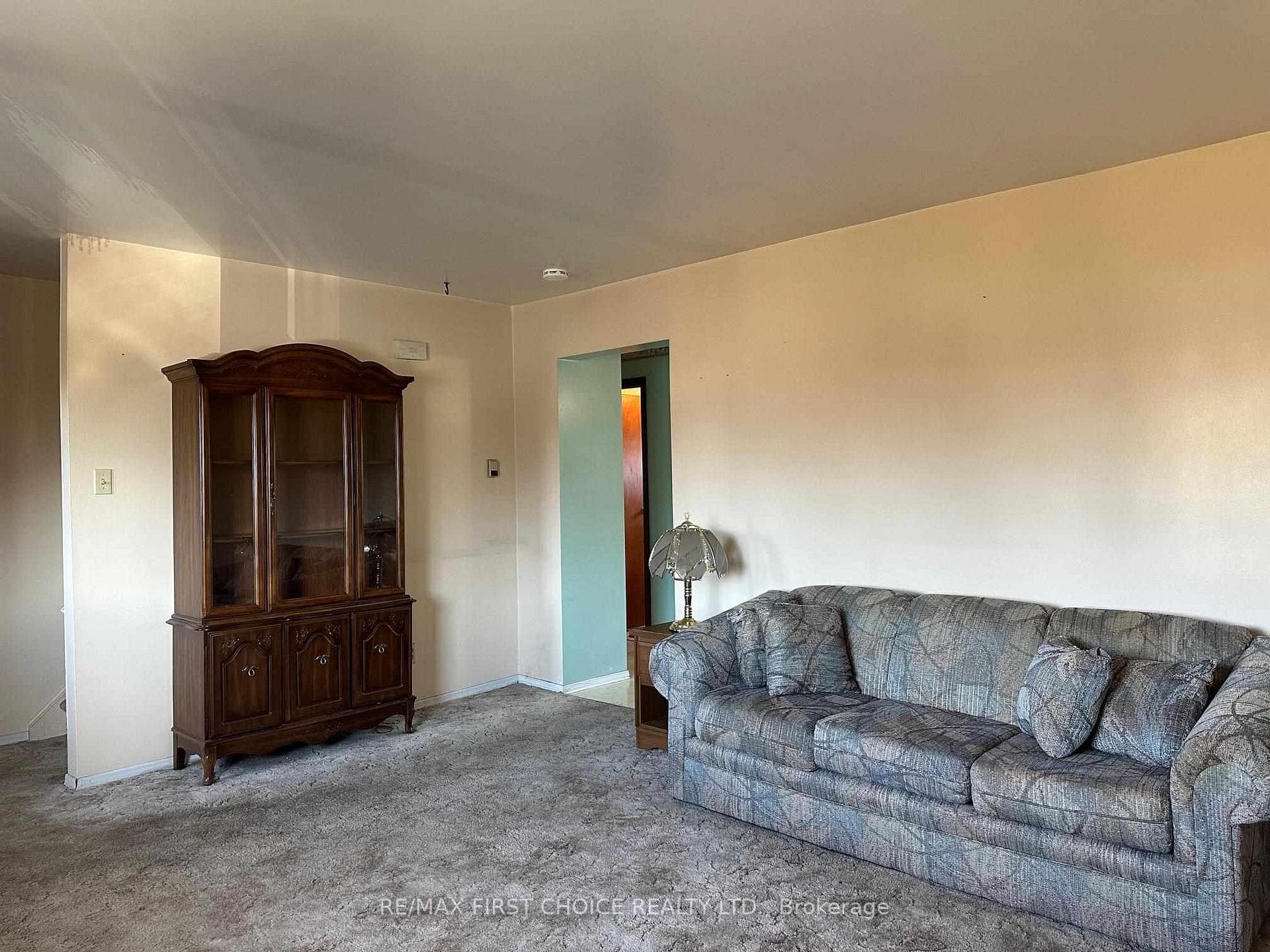 452 James Street photo 3