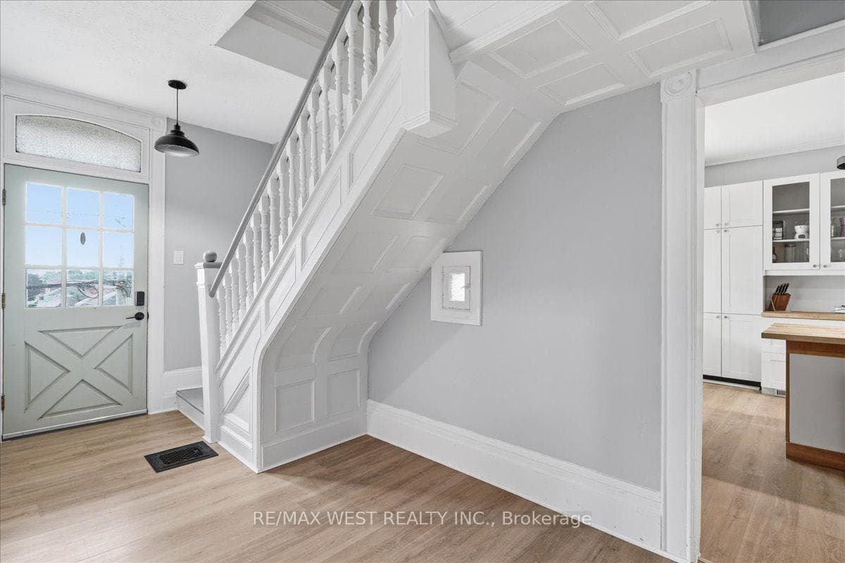 45 Catharine Street photo 3