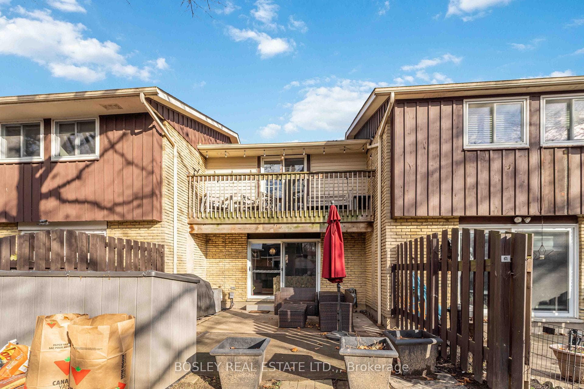 50 LAKESHORE Road Unit 61 photo 44